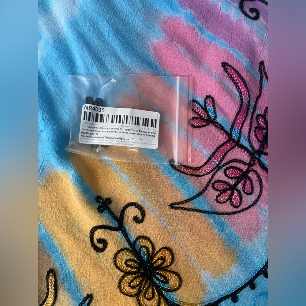 REPUTATION GOSSIP Awareness | Lapel Pin - Picture 9 of 11